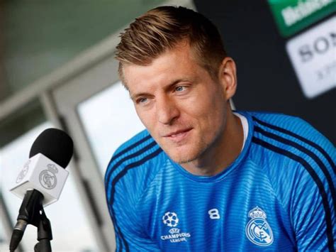 The Playing Style and Technique of Toni Kroos