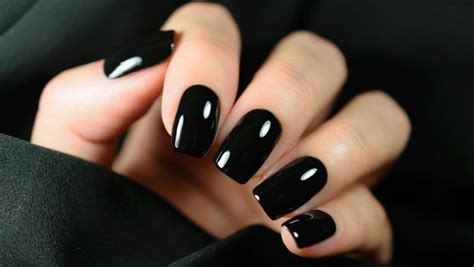 The Power of Black: How Dark Nail Polish Can Boost Your Confidence