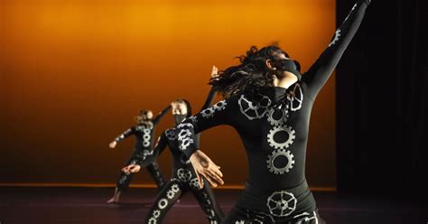 The Science of Dance and its Connection to Happiness