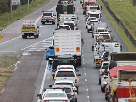 The Ultimate Test of Patience: Enduring the Chaos of Highway Traffic