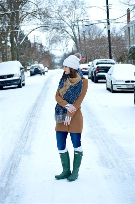 The Versatility of Snowy Trousers in Your Closet