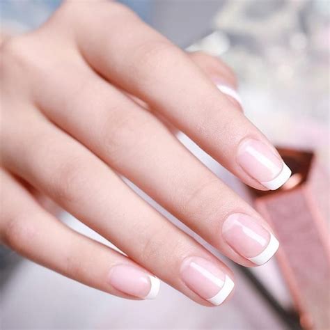 Tips for Maintaining a Flawless Hue on Your Nails 