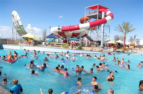 Tips for a Memorable Day at the Wave Pool