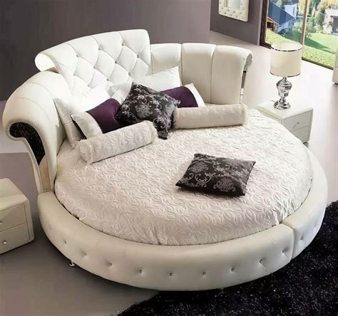 Ultimate Comfort: Exploring the Advantages of Sleeping on a Circular Bed