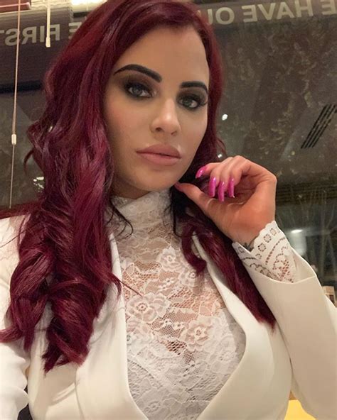 Uncover Carla Howe's financial status and earnings