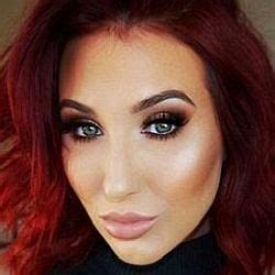 Understanding Jaclyn Hill's Financial Value