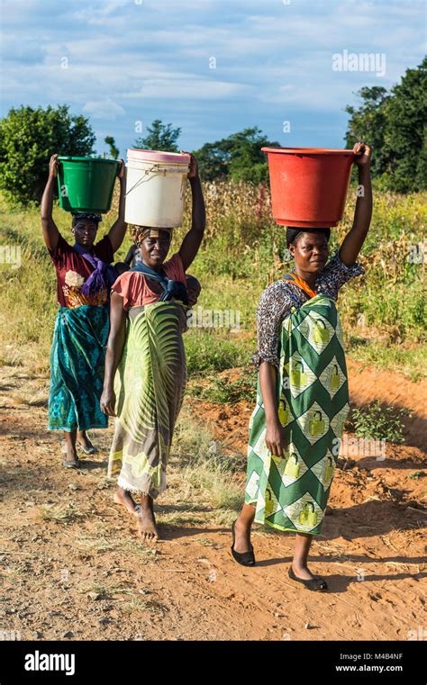 Understanding the Cultural Significance of Carrying Water On Head