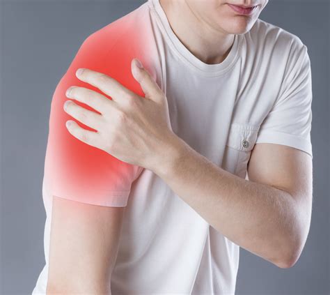 Understanding the Most Frequent Triggers of Shoulder Discomfort: Trauma and Excessive Strain