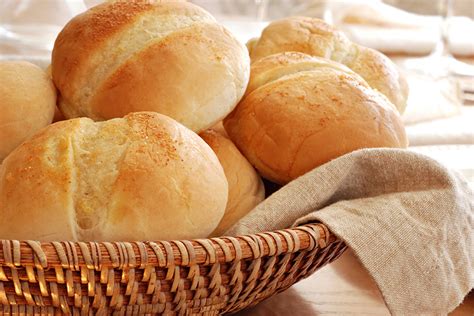 Unraveling the Captivating Scents of Freshly Baked Bread