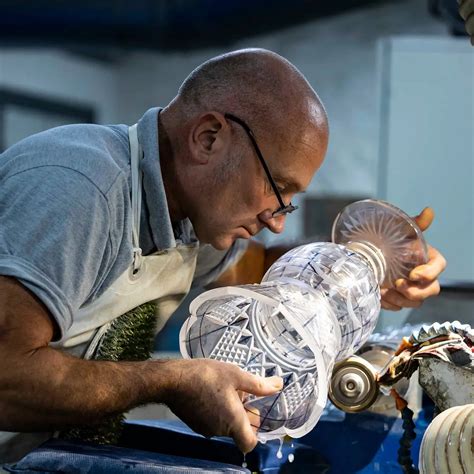 Unveiling the Craftsmanship: Explore the Fascinating World of Crystal Glassmaking