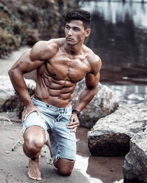 Unveiling the Physique of Monte Cooper