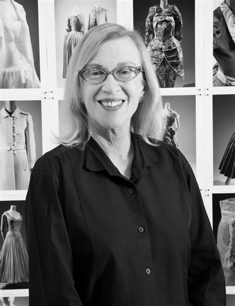 Valerie Steele's Contributions to Fashion Education