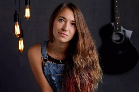 What is Lauren Daigle's Net Worth?