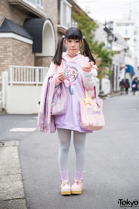 Yui Chinatsu's Fashion and Style