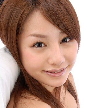 Yui Nanagawa Figure and Body Measurements