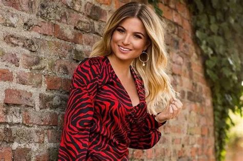 Zara Holland: Personal Life and Controversies